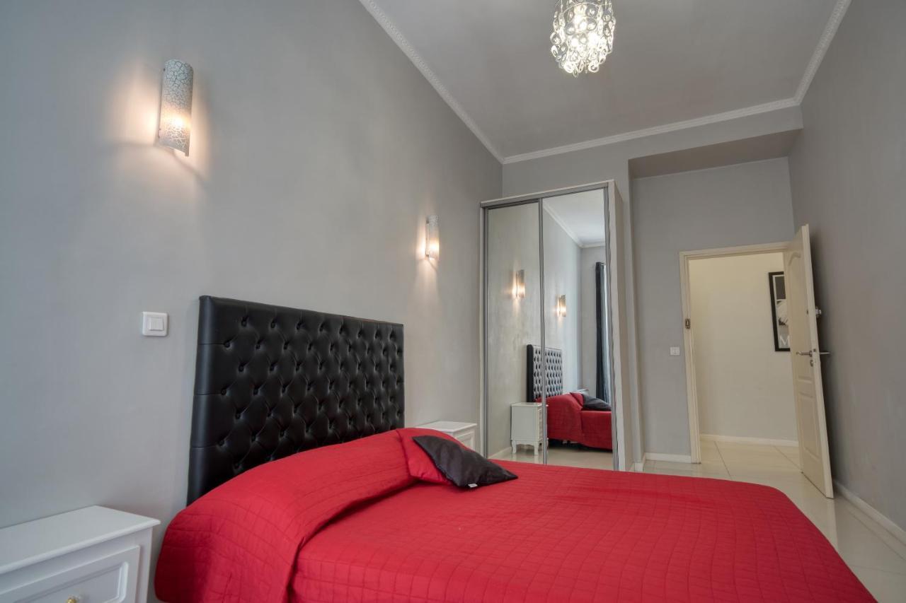 Lusso 5 Beds Central Apartment ニース エクステリア 写真