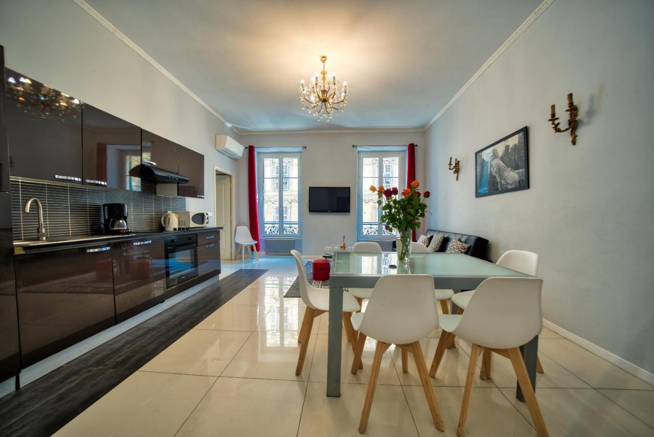 Lusso 5 Beds Central Apartment ニース エクステリア 写真