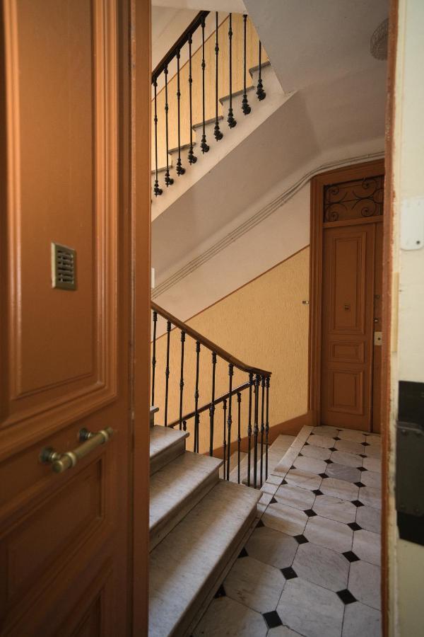 Lusso 5 Beds Central Apartment ニース エクステリア 写真