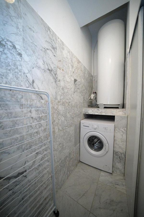 Lusso 5 Beds Central Apartment ニース エクステリア 写真