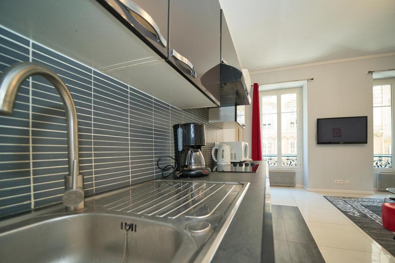 Lusso 5 Beds Central Apartment ニース エクステリア 写真