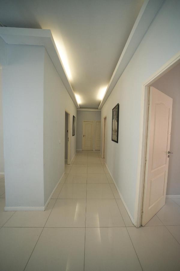Lusso 5 Beds Central Apartment ニース エクステリア 写真