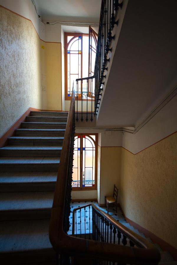 Lusso 5 Beds Central Apartment ニース エクステリア 写真